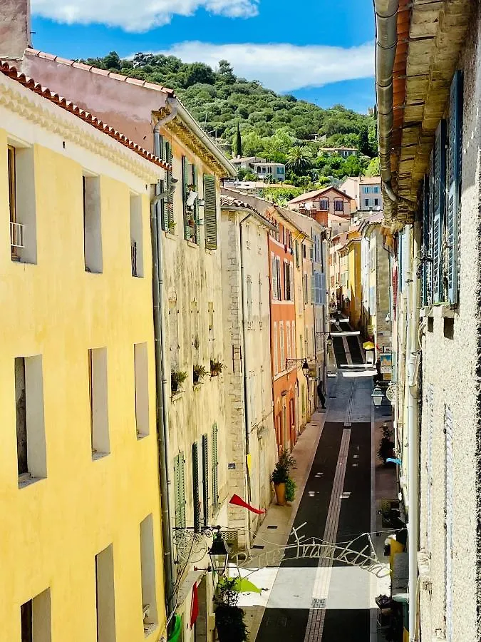 Studio Moderne Au Coeur De Hyères Frankrike